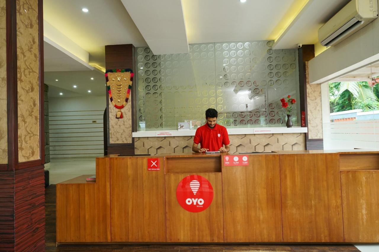 Oyo 1684 Hotel Malabar Inn Kozhikode Exteriör bild